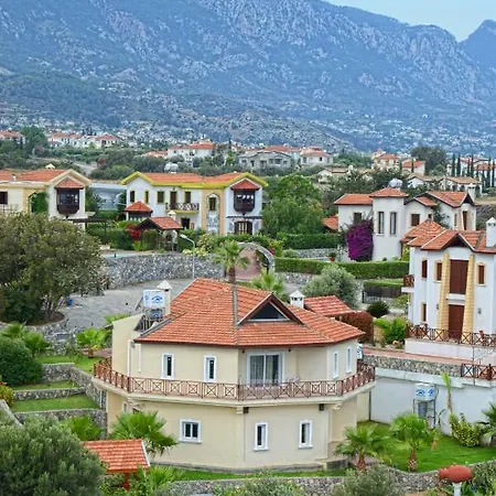 Villa Holiday In Kyrenia/alsancak *